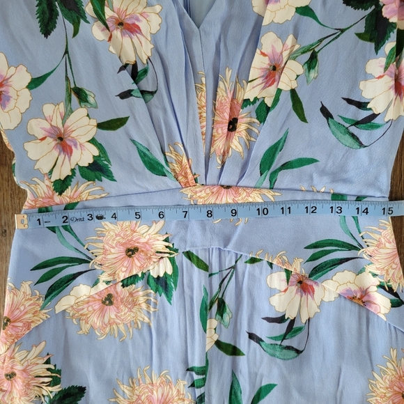 NWT Taylor Women's Floral Jumpsuit - Picture 5 of 10